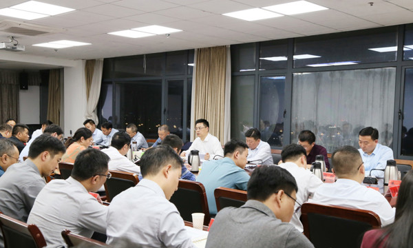 区纪委迅速传达学习省、市、区有关精神